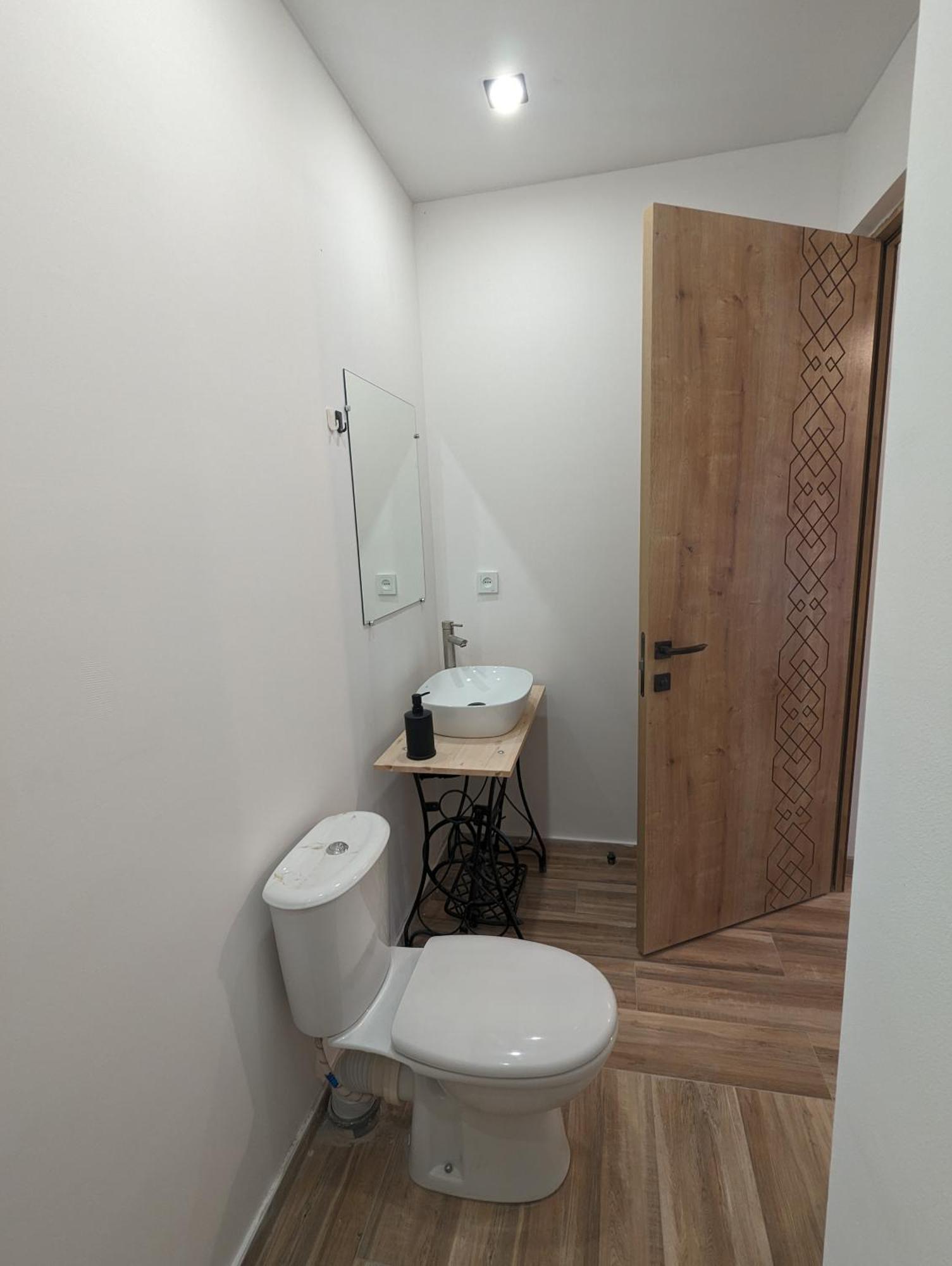 Hotel Arevi Gosh Zewnętrze zdjęcie